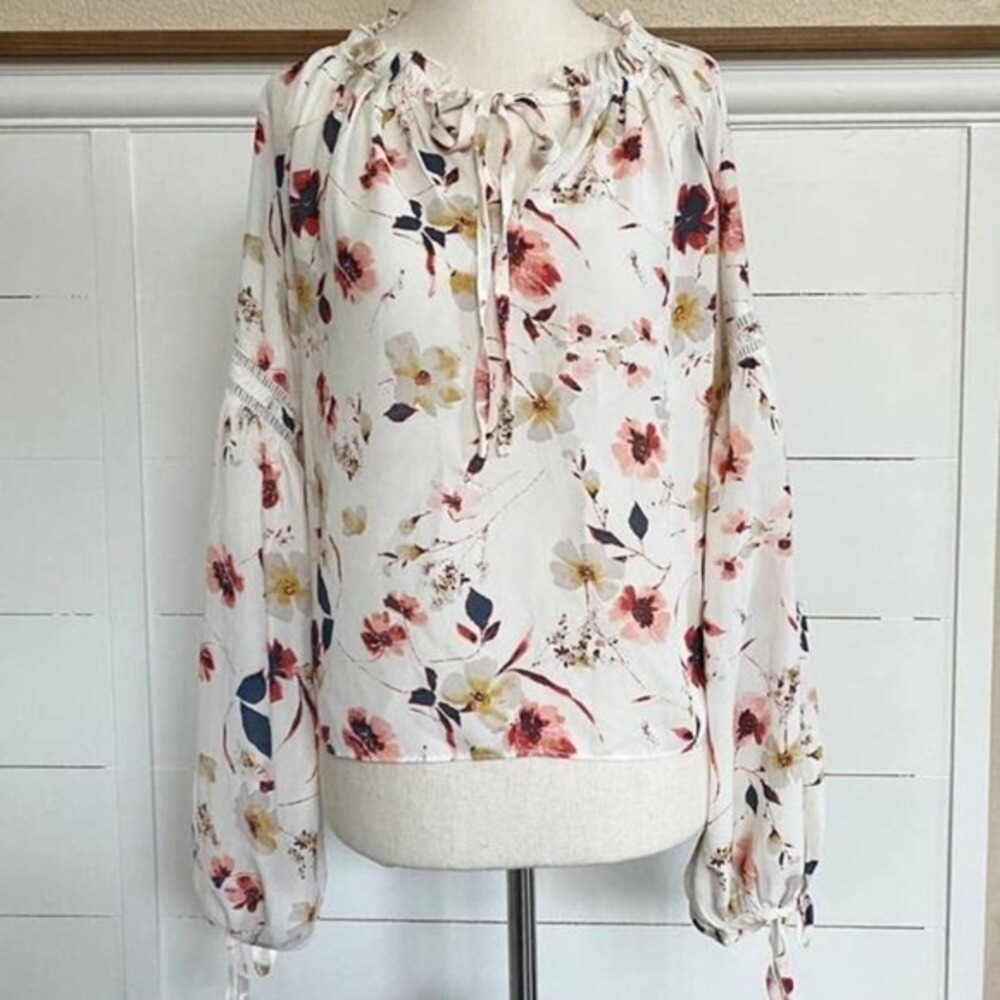 En Creme flowy boho balloon sleeve peasant blouse
